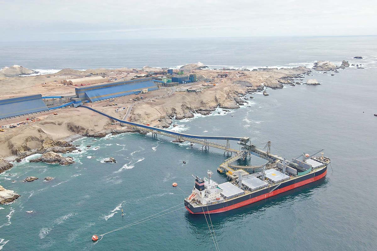 <p>Megaproyecto clave para reactivación de Collahuasi alcanza 99,5% de avance: contempla 194 km de tuberías para agua desalada</p>