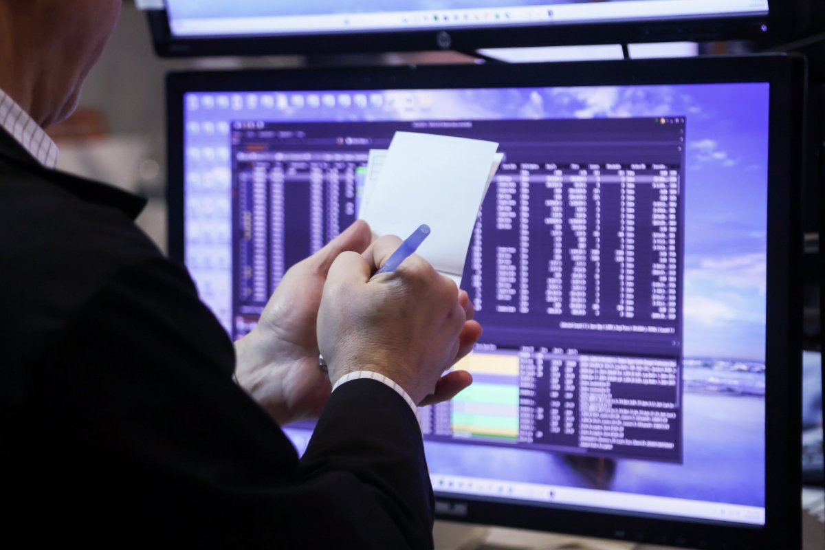 <p>El anuncio de Trump a las 7:04 de la mañana provocó una fuerte caída en los mercados energéticos mundiales y subidas en los futuros del índice bursátil S&P 500 y en las acciones europeas Foto: Bloomberg</p>