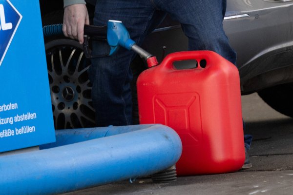 <p>Primer Click 24 de marzo</p>