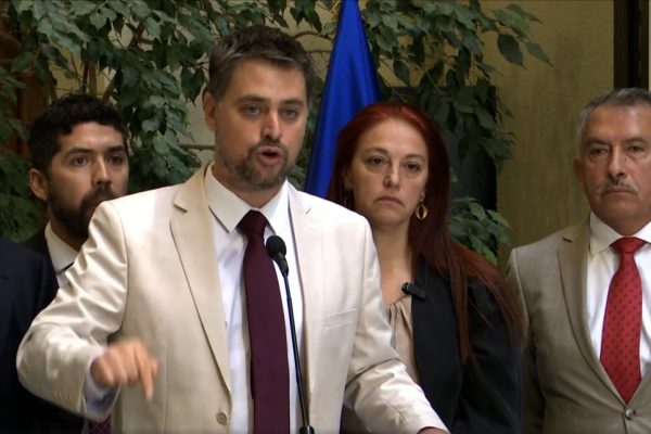 <p>Ahora en DF | Bancada PS tras alza de bencinas: “El Gobierno decidió castigar a la clase media”</p>