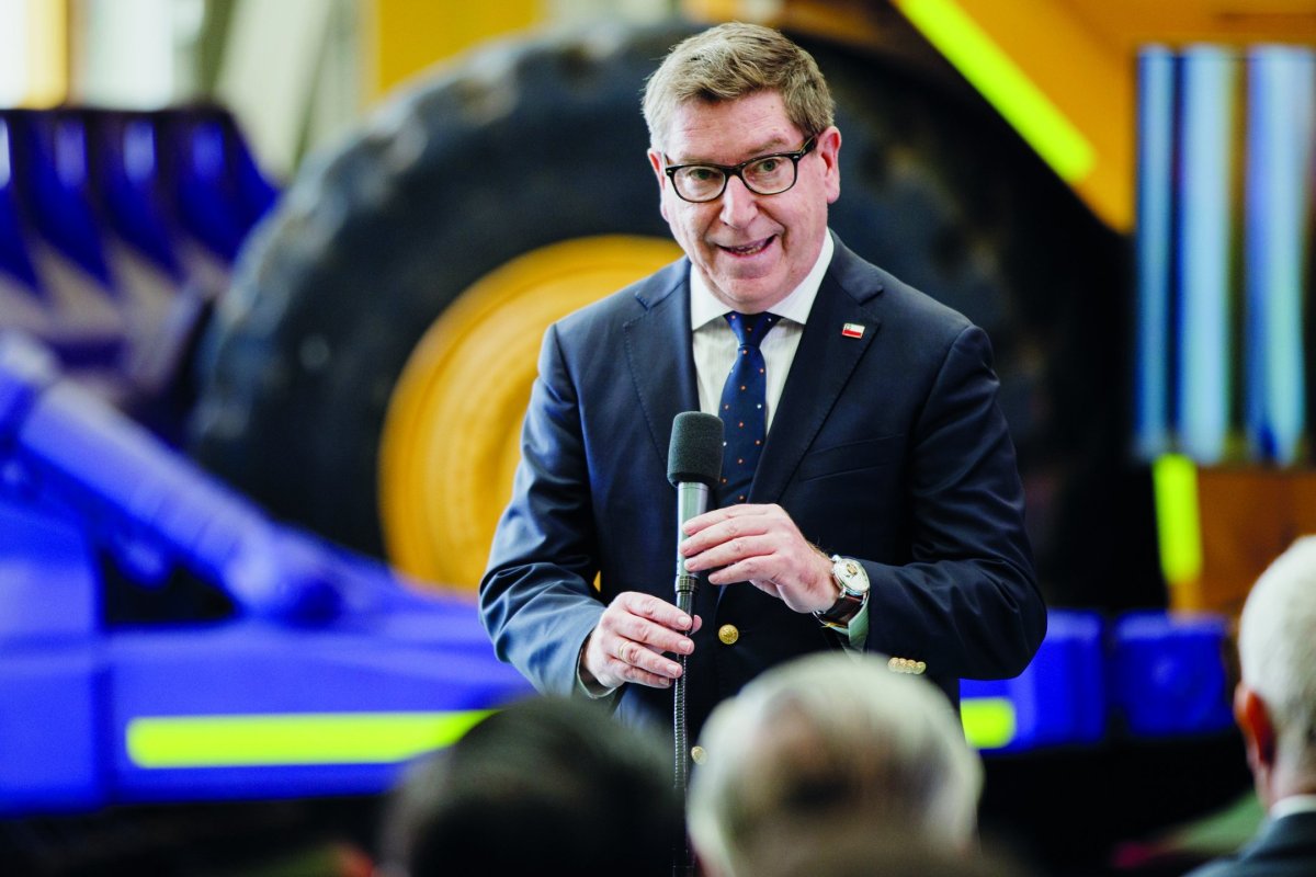 <p>El biministro Mas se reunirá este miércoles con 50 gremios, incluyendo a la CPC, Sonami y Multigremial. Foto: Aton.</p>