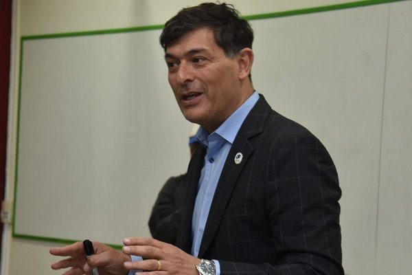 <p>Franco Parisi (PDG) por alza de las bencinas: “Es una bofetada a la clase media”</p>