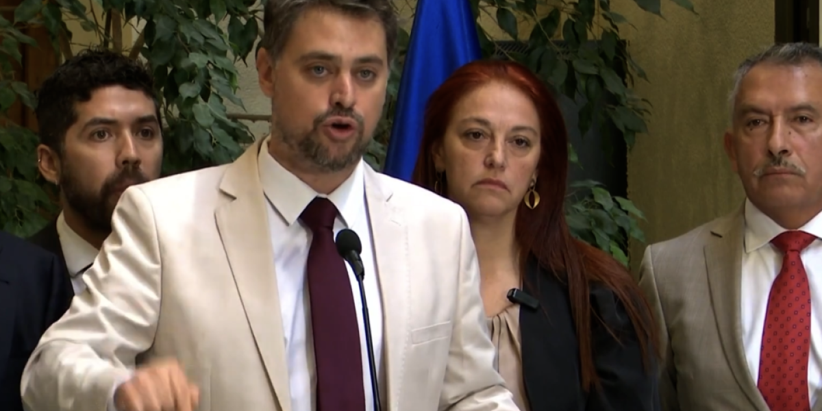 <p>Ahora en DF | Bancada PS tras alza de bencinas: “El Gobierno decidió castigar a la clase media”</p>