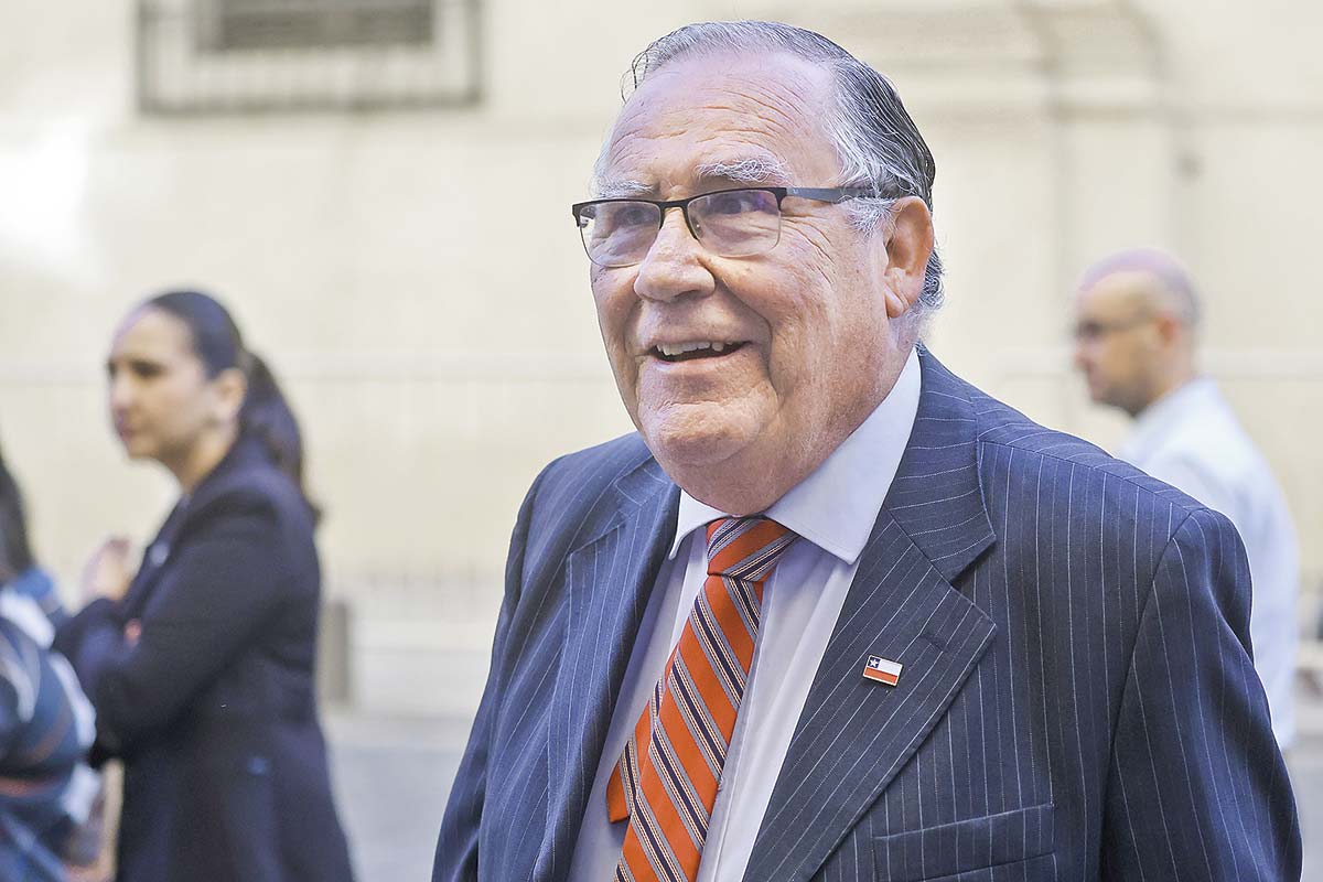 <p>El ministro de Agricultura, Jaime Campos. Foto: Aton.</p>