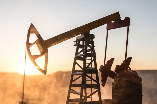 <p>Banco Central calcula cuál sería el peor escenario por la guerra: Estrecho de Ormuz cerrado por tres meses y un petróleo en US$ 150 por barril</p>