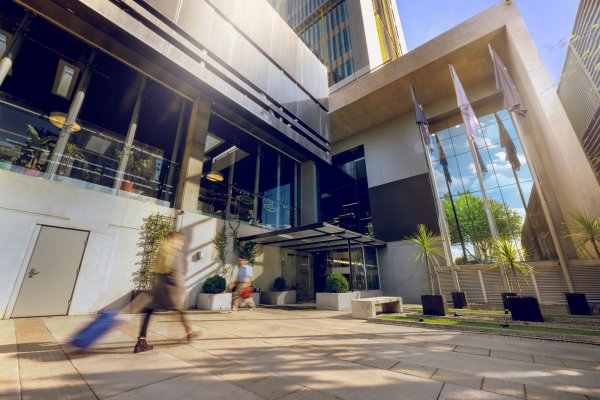 <p>Exhotel Mercure de Concepción se desvincula de la cadena Accor, lanza marca propia y proyecta duplicar resultados en dos años</p>