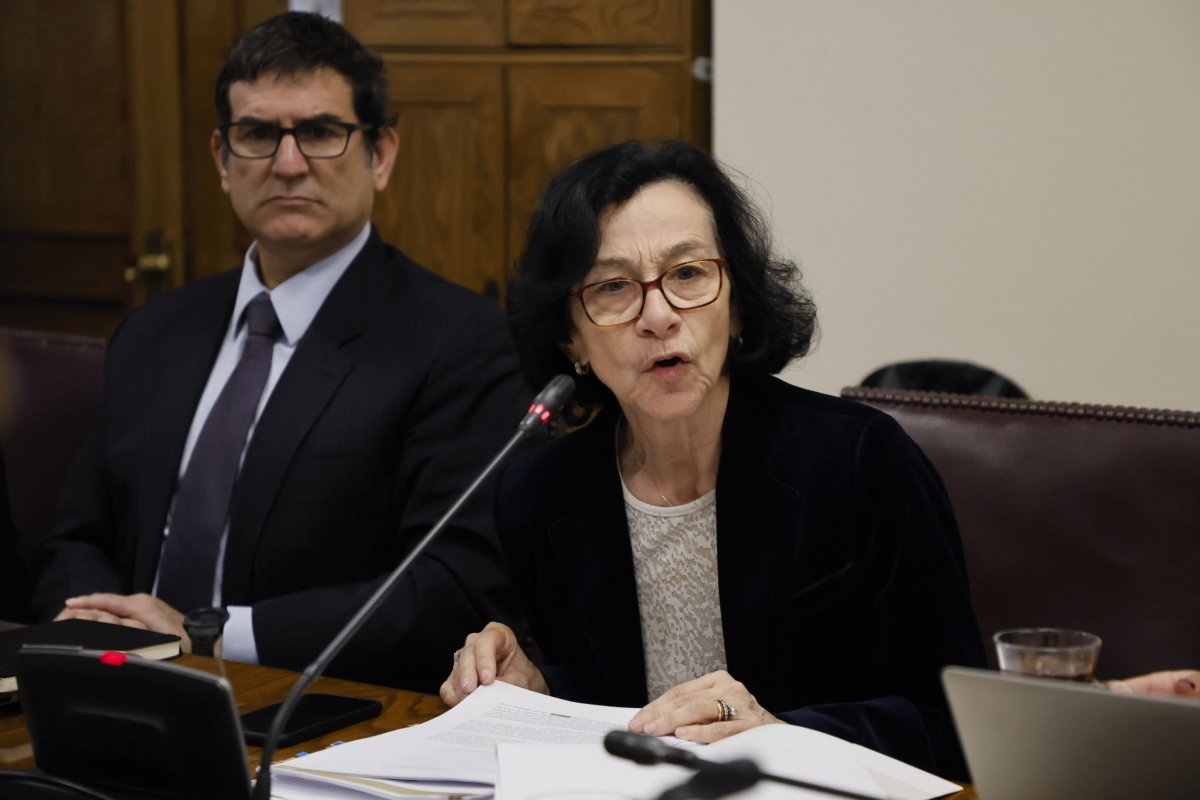 <p>La presidenta del Banco Central presentó el IPoM de marzo ante la Comisión de Hacienda del Senado. (Foto: Aton Chile)</p>