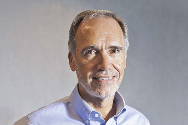 <p>Enrique Ostalé, expresidente de Falabella.</p>