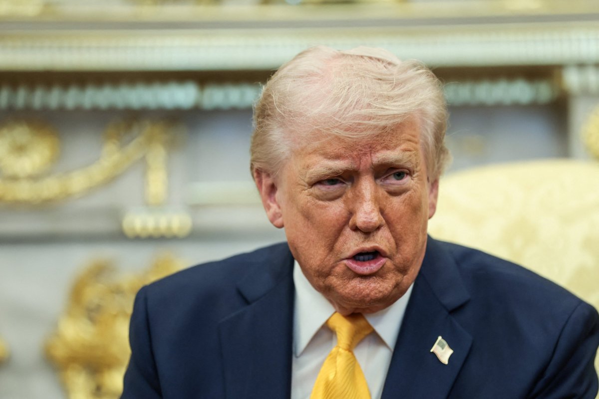 <p>Trump vuelve a extender el plazo del ultimátum para que Irán abra el estrecho de Ormuz y queda fijado para el 6 de abril</p>