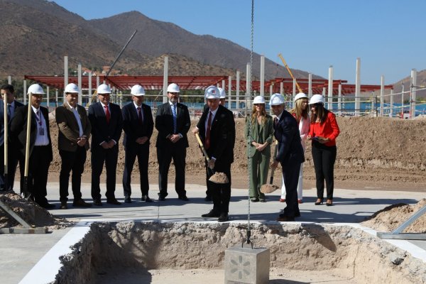 <p>Kast tras millonaria inversión de Walmart: "Los queremos invitar a todos a convertir a Chile en un polo estratégico"</p>