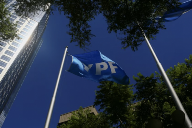 <p>Corte de Apelaciones de EEUU anula sentencia de US$ 16.100 millones contra Argentina por caso YPF</p>