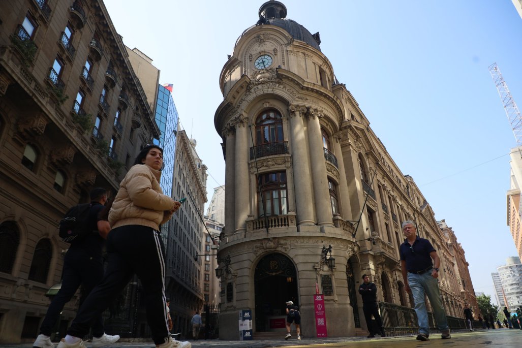 IPSA recupera los 10.400 puntos pese a caída de acciones globales por la incertidumbre sobre la guerra de Irán