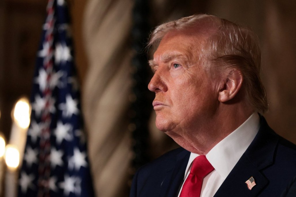 ¿Información privilegiada? Millones de dólares se movieron pocos minutos antes del anuncio de Trump