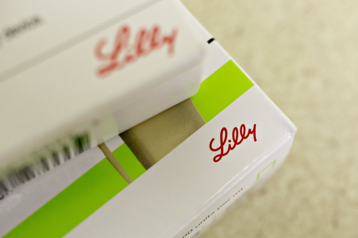 <p>Eli Lilly firma acuerdo de US$ 2.750 millones con compañía hongkonesa para el desarrollo de fármacos con IA</p>
