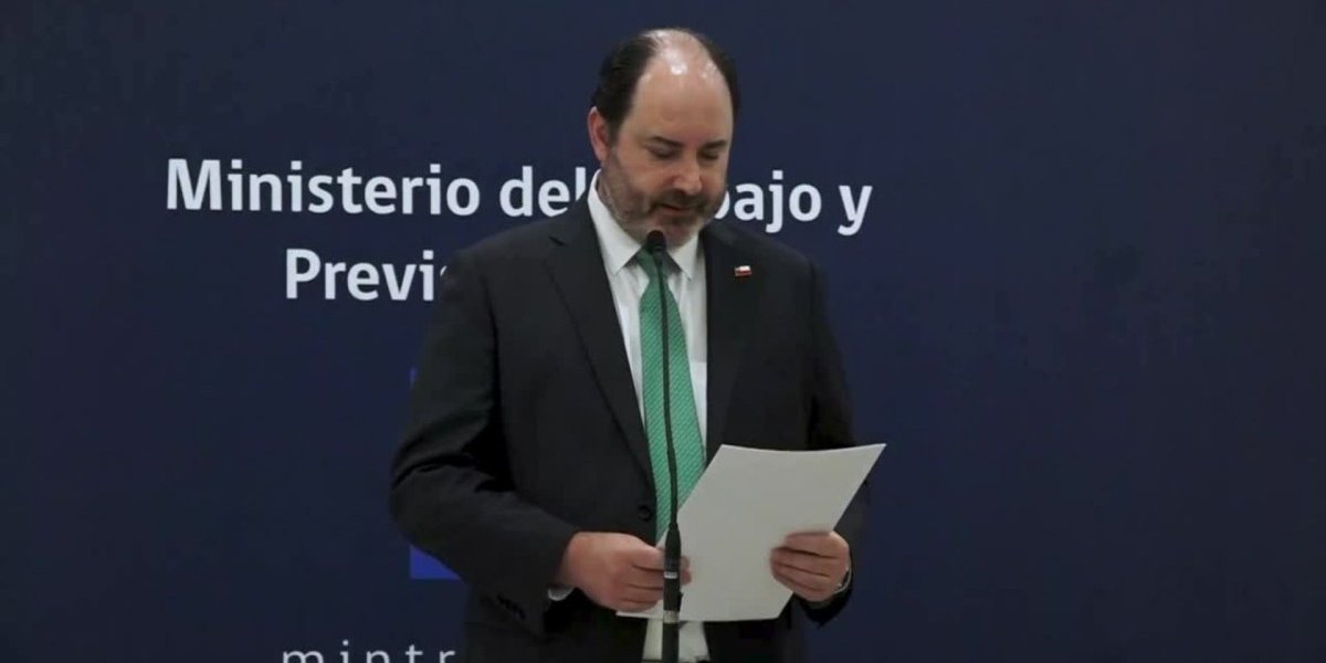 <p>Ahora en DF | Ministro Rau por últimas cifras de empleo: "La situación es bien preocupante"</p>