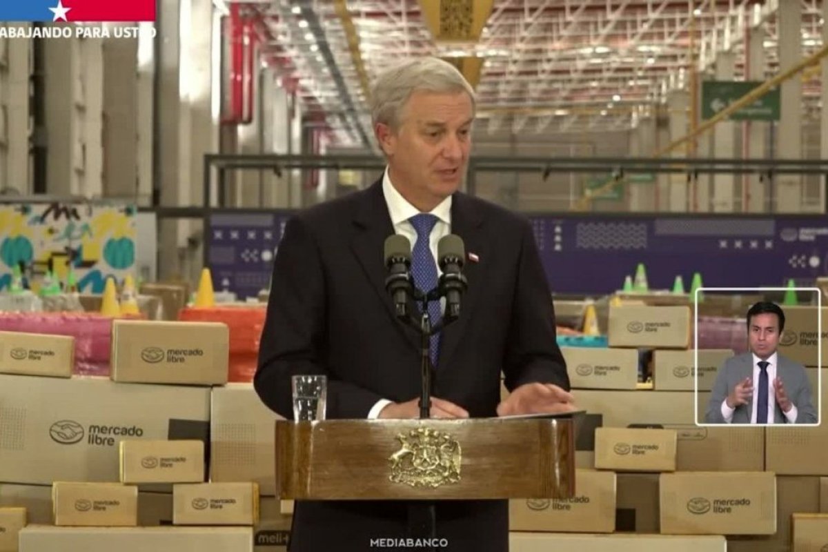 Ahora en DF | Kast destaca ola de inversiones de Mercado Libre en Chile: "En estos tiempos difíciles, necesitamos que vuelvan a creer"