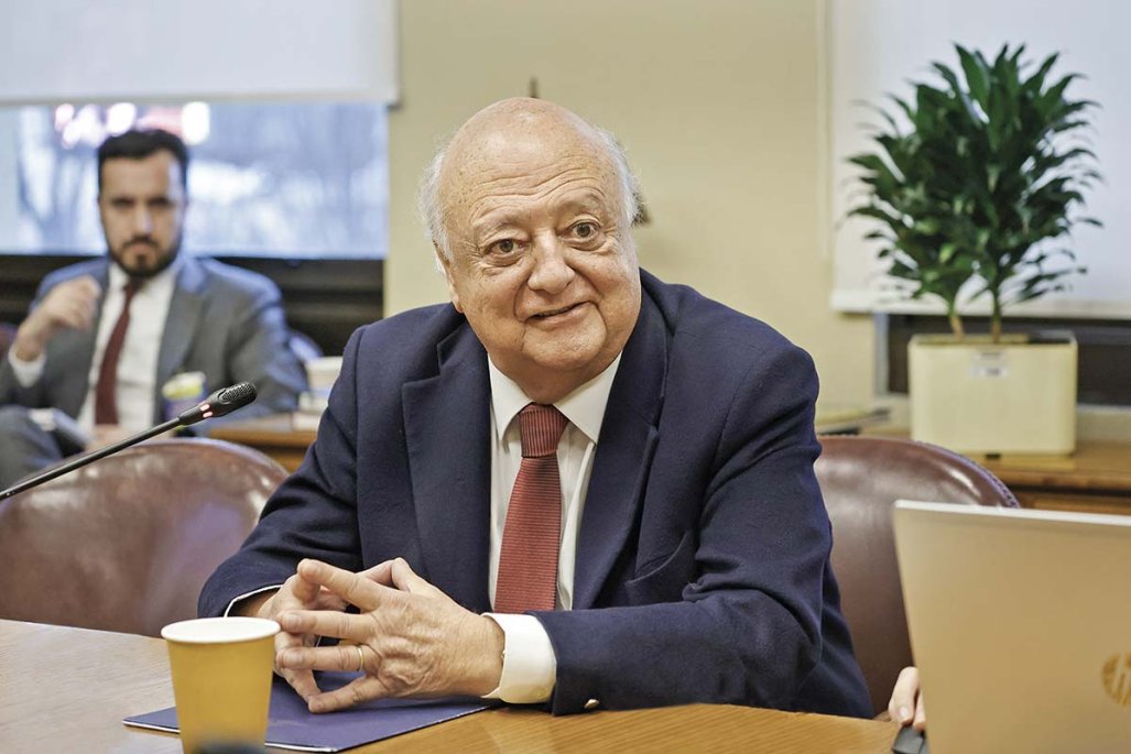 José Antonio Viera Gallo, exembajador en Argentina: “No hay que mirar la relación con Argentina solo por el color político”