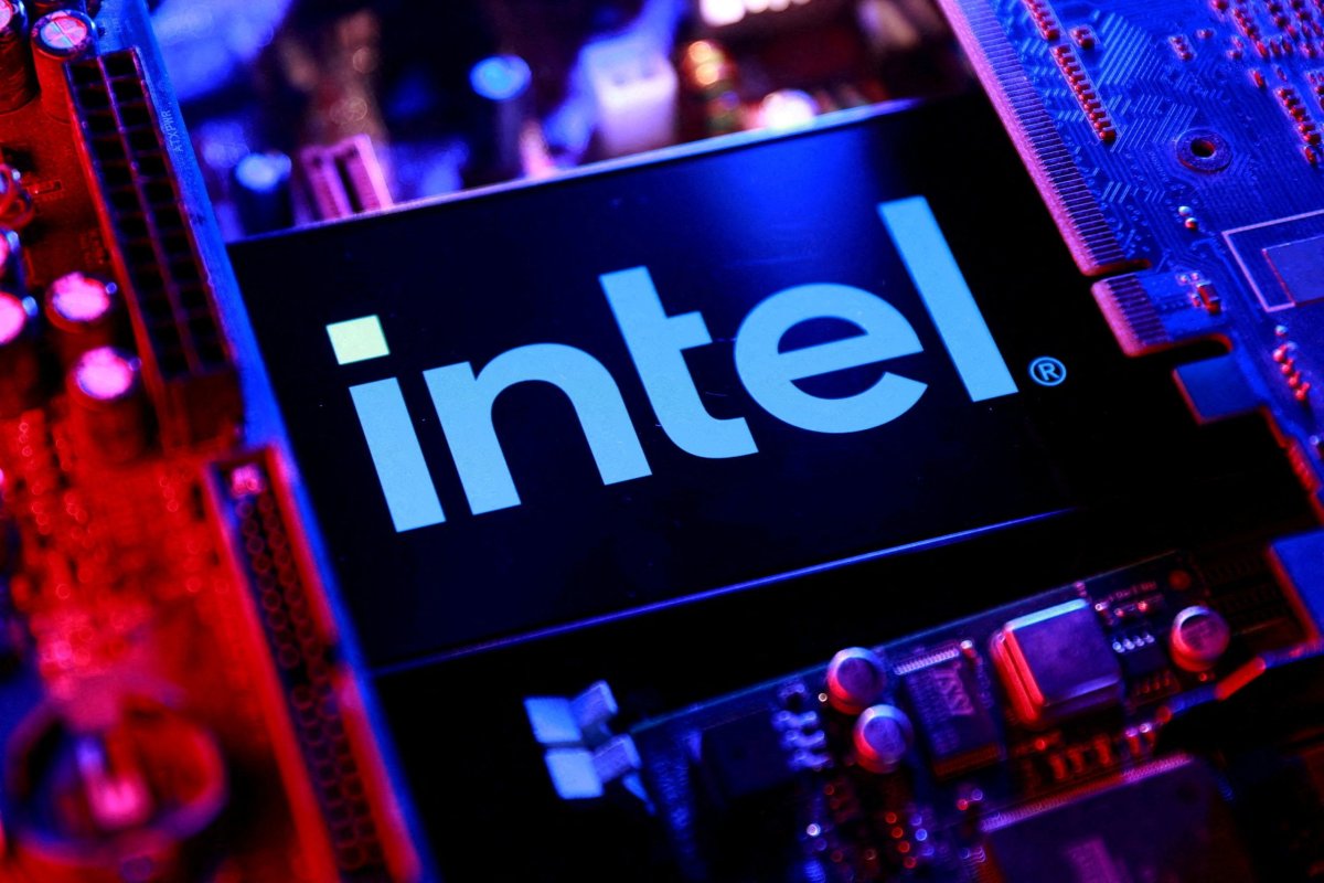 <p>Intel cierra un acuerdo de US$ 14.000 millones con Apollo para recuperar su planta de chips en Irlanda</p>