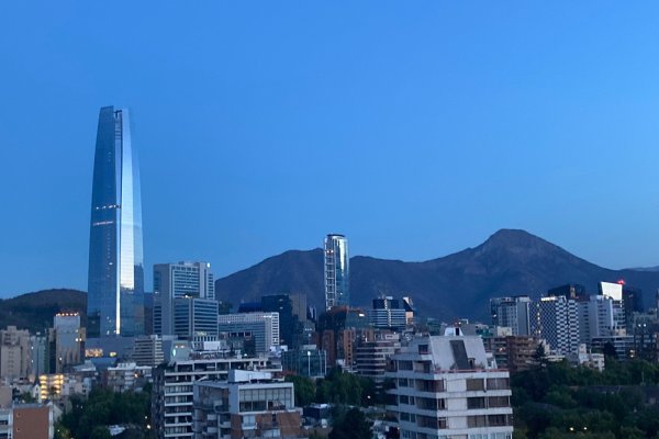 <p>El Imacec sorprende con una nueva caída de la actividad económica en febrero</p>