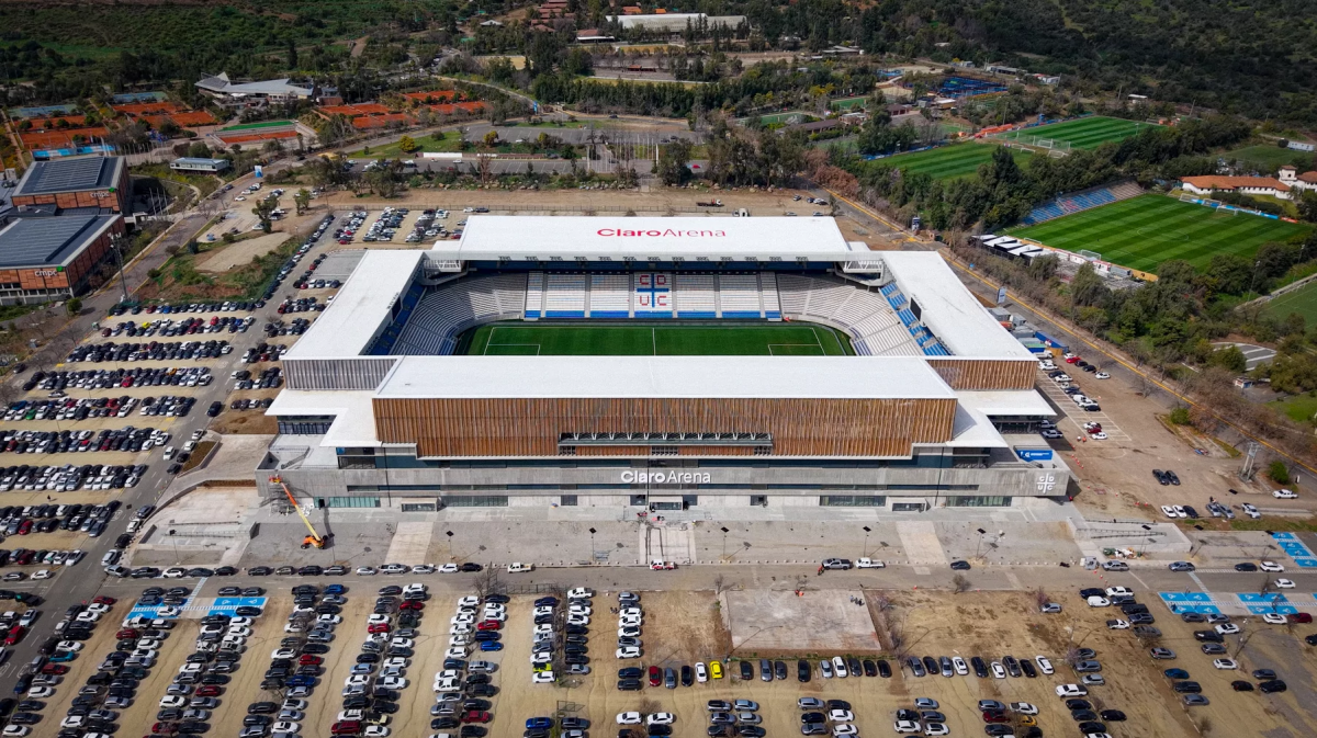 Cruzados reduce un 46% sus pérdidas en 2025 y eleva ingresos impulsados por derechos televisivos