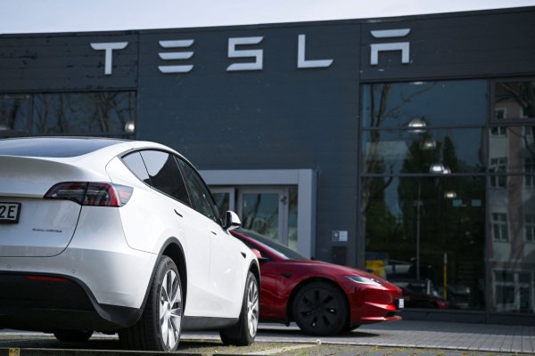 <p>Tesla incumple las estimaciones con un alza de 6% en entregas globales</p>