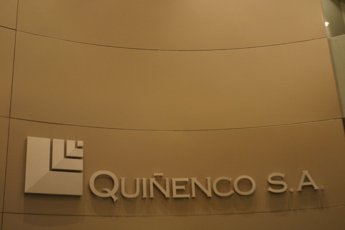 <p>Quiñenco reparte más de US$ 700 millones en dividendos, el 100% de la utilidad de 2025</p>