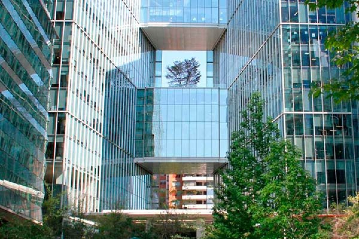<p>El conglomerado cuenta con oficinas en el barrio de Nueva Las Condes y El Golf.</p>
