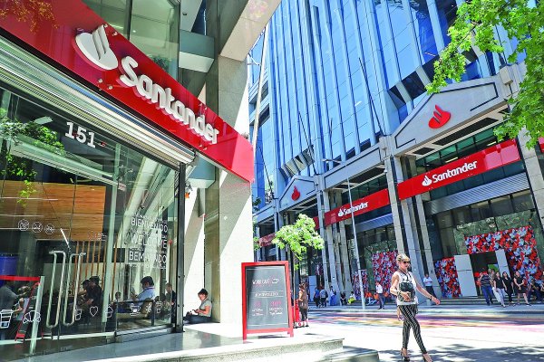 <p>Santander Chile alista reconfiguración de su directorio con cuatro nuevos nombres y mayor peso de independientes</p>