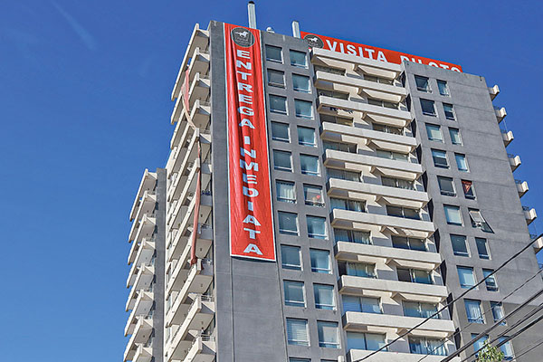 <p>Tasa de créditos hipotecarios cae por cuarto mes consecutivo y toca su nivel más bajo desde 2021</p>