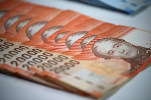 <p>El ajuste es especialmente sensible para quienes tienen que pagar dividendos. (Foto: Aton Chile=</p>