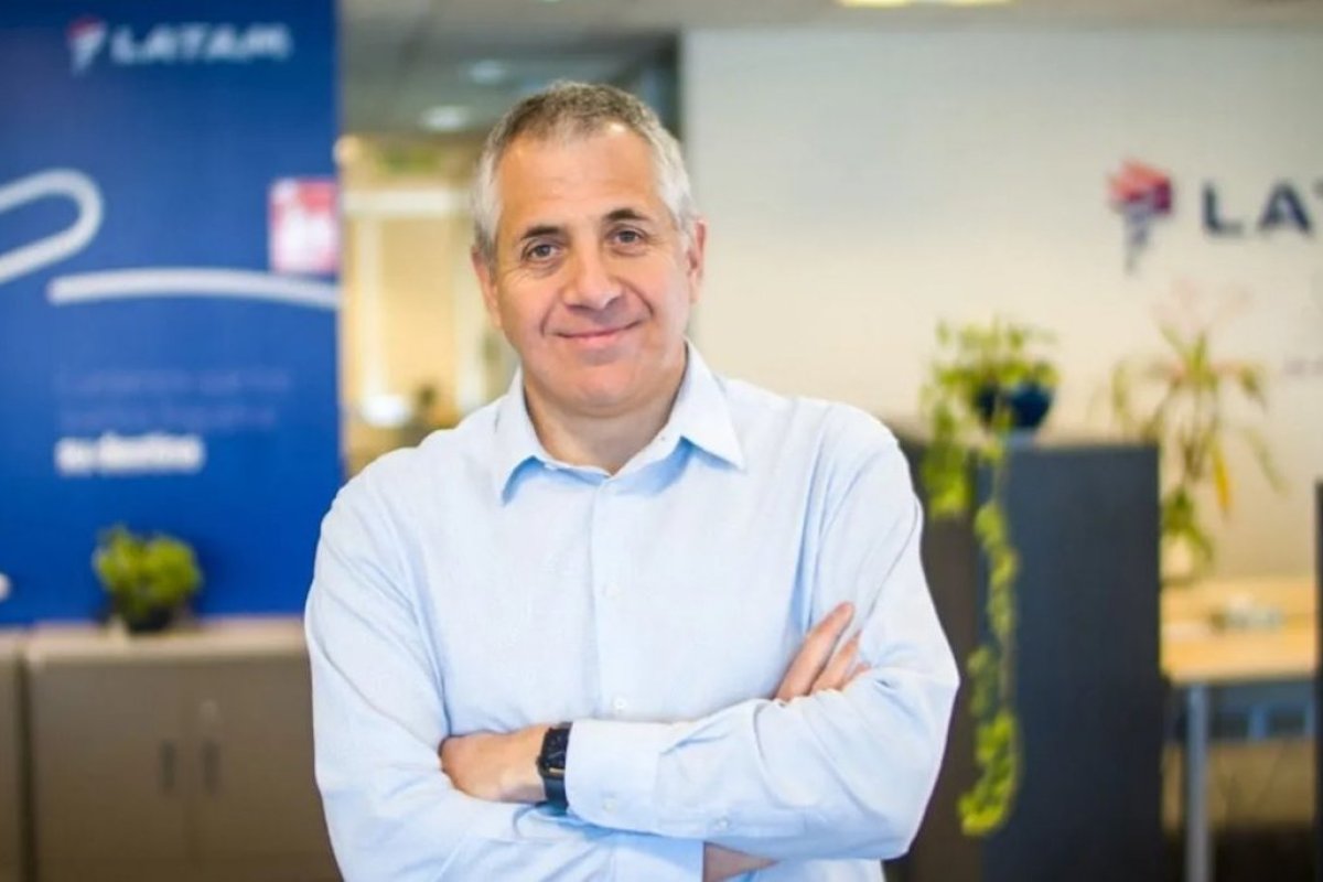 <p>Roberto Alvo acota el impacto del shock petrolero en la aerolínea: “Ocurre en el mejor momento de la historia de Latam”</p>