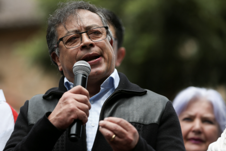 <p>Colombia subirá aranceles a importaciones desde Ecuador en escalada de tensión entre Noboa y Petro</p>