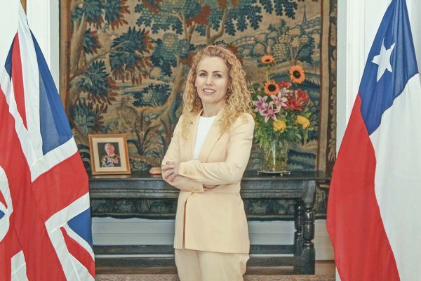 Katie White, ministra de Asuntos Climáticos del Reino Unido: “Las acciones para abordar el cambio climático se han acelerado”