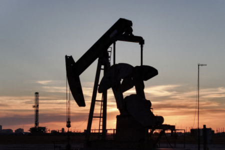 Chevron acuerda un canje de activos en Venezuela para centrarse en proyectos petroleros