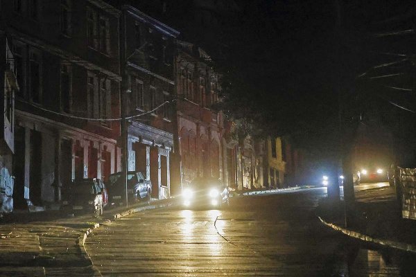 Apagón del 25 de febrero: SEC arremete con multas a Engie y Generadora Metropolitana que suman más de $ 2 mil millones