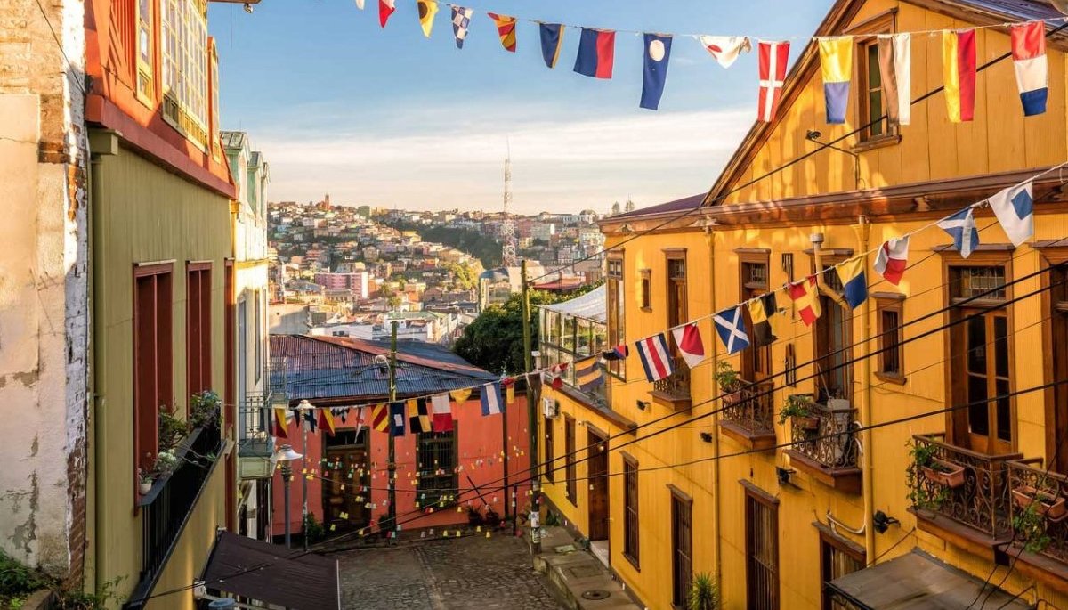 Turistas optaron por destinos cercanos en Semana Santa: ocupación hotelera en la Región de Valparaíso llegó a 64,77%
