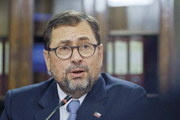 <p>El ministro de Relaciones Exteriores reveló una serie de importantes activos como parte de su Declaración de Intereses y Patrimonio (DIP). (Foto: Aton Chile)</p>