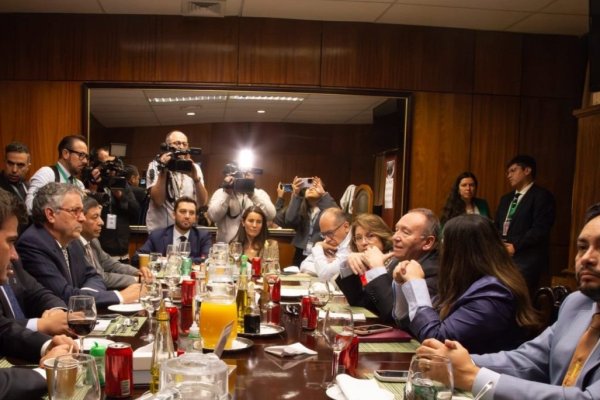 <p>Proyecto misceláneo: gradualidad de rebaja de impuesto a las empresas no convence a la oposición que insiste en separarlo</p>