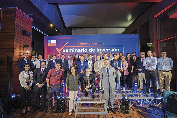 Invitados: Concesionarios e inversionistas en el Primer Encuentro de Plantas de Revisión Técnica Oficial en Chile.