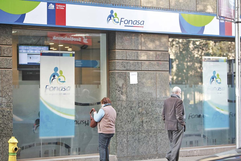 La silenciosa reforma que se teje en Fonasa: nuevo director crea un consejo y define un plan de eficiencia financiera