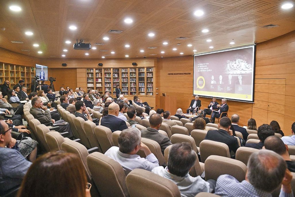 ¿Importa la caja fiscal? El debate entre los exministros Marfán y Larraín