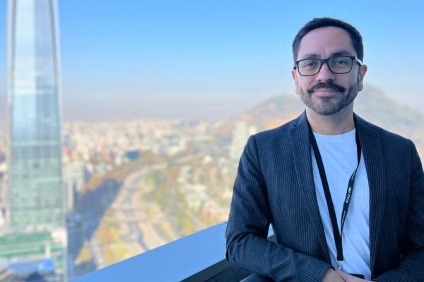 Mario Bustamante, CEO y fundador de Instacrops.