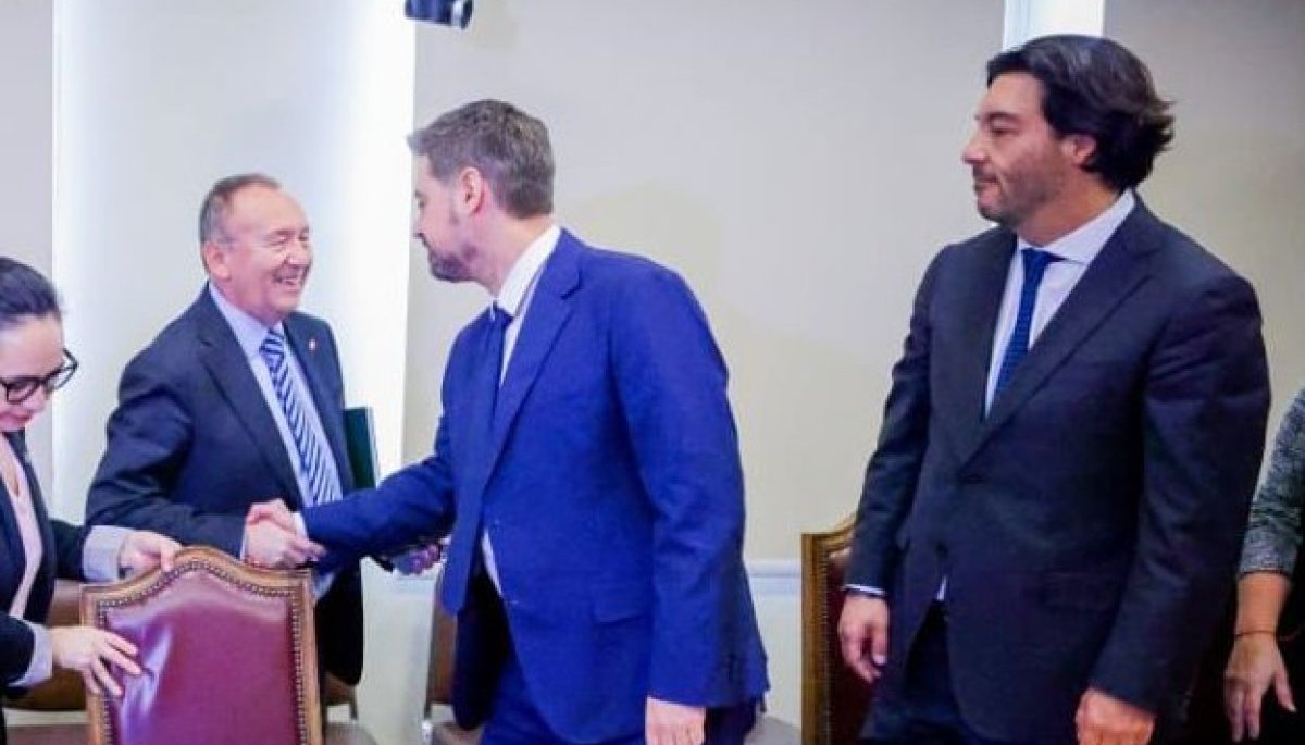 El fantasma de la reforma tributaria de Boric sobrevuela La Moneda: bancada PS notifica al Ejecutivo que no están sus votos para el proyecto