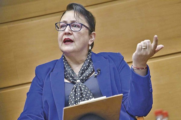 <p>Contraloría blinda venta del 10% de Quebrada Blanca entre Enami y Codelco tras descartar irregularidades</p>