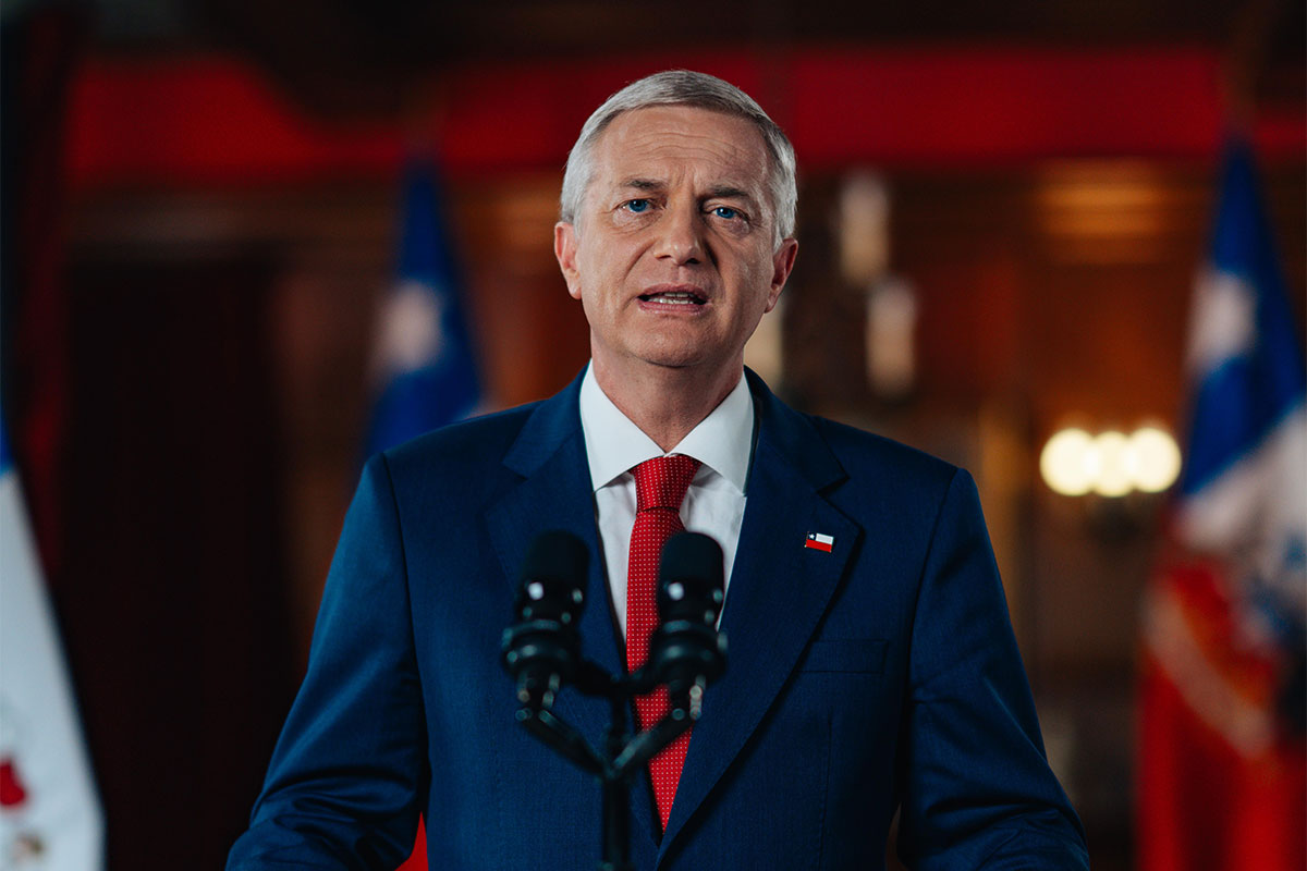 <p>Pulso Ciudadano: apoyo al Presidente Kast baja a 33,3% y desaprobación sube cuatro puntos</p>