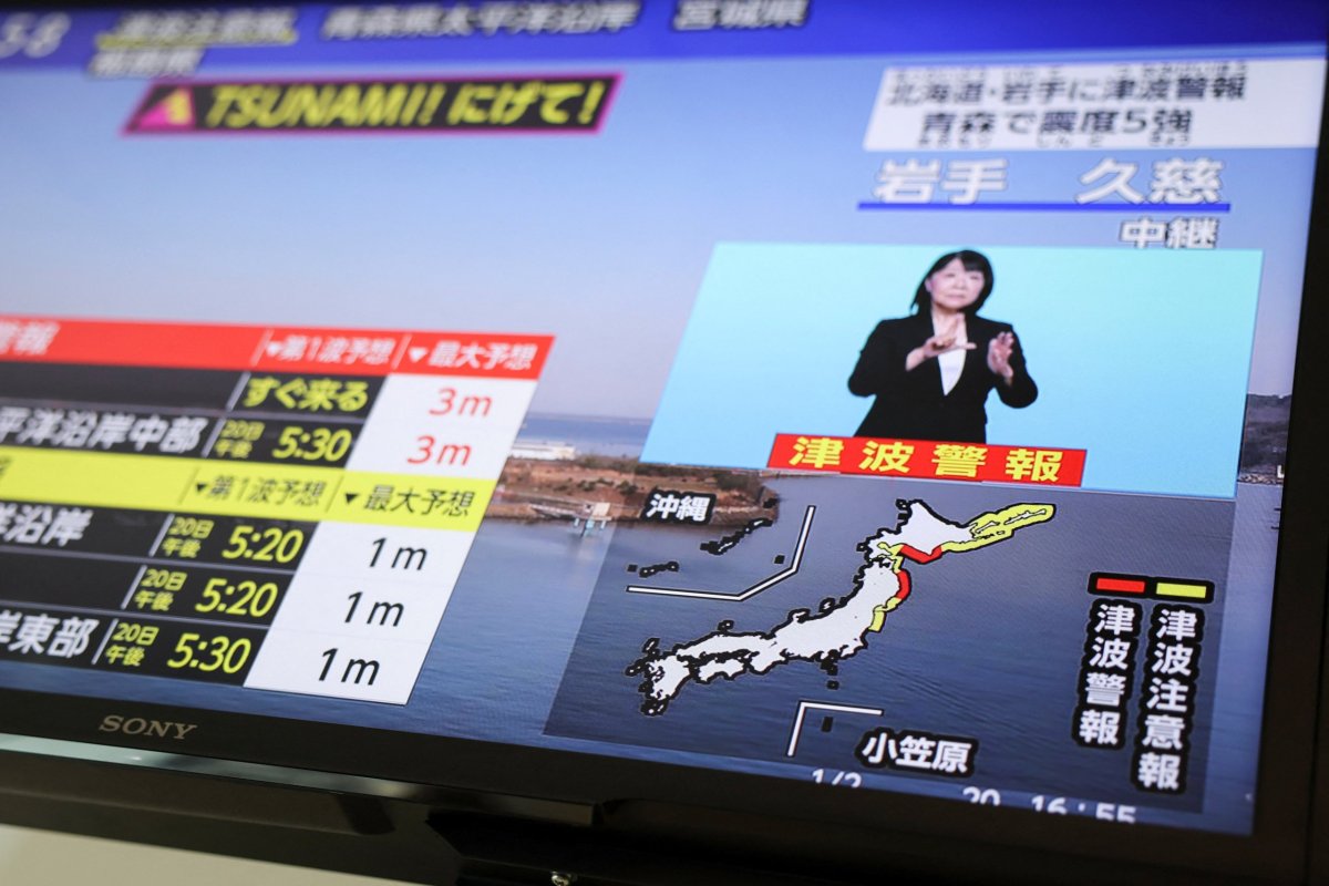 <p>En las prefecturas de Iwate, Aomori y Hokkaido se esperaban olas de tsunami de hasta tres metros. (Foto: Reuters)</p>