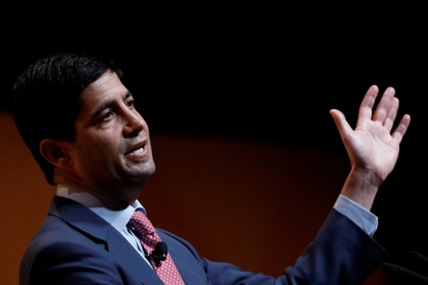 <p>El martes, el poderoso comité bancario del Senado iniciará audiencias para confirmar a Kevin Warsh como presidente del banco central estadounidense.</p>