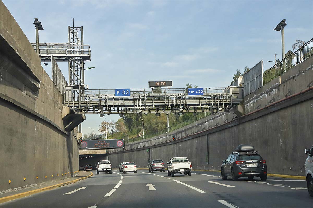 <p>Una extensión de los plazos buscaría compensar la menor recaudación tarifaria. Foto: Julio Castro.</p>