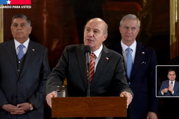 <p>Ahora en DF | Presidente José Antonio Kast firma el proyecto de Reconstrucción Nacional</p>