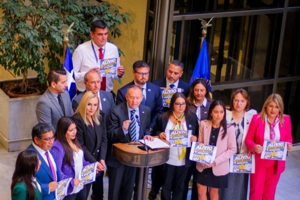 <p>El PDG termina con el misterio: sella acuerdo con el gobierno y respalda el proyecto de reactivación económica</p>